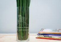 Именная ваза с гравировкой "Розы 2"